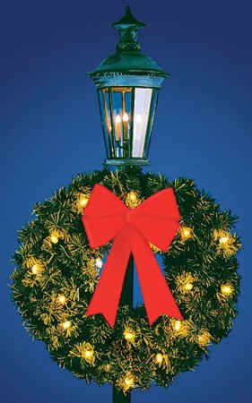 CENTER MOUNT WREATH WITH BOW